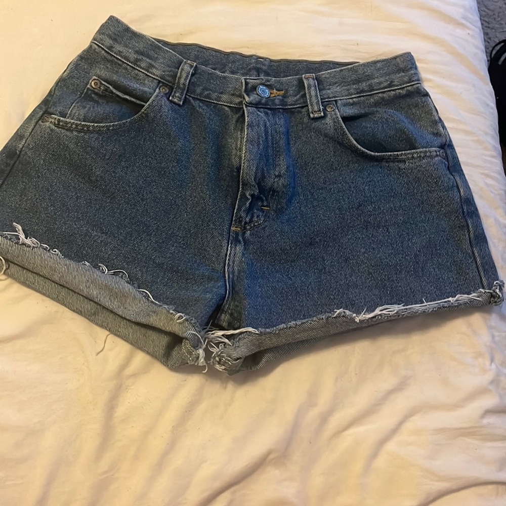 High waisted Wrangler jean shorts